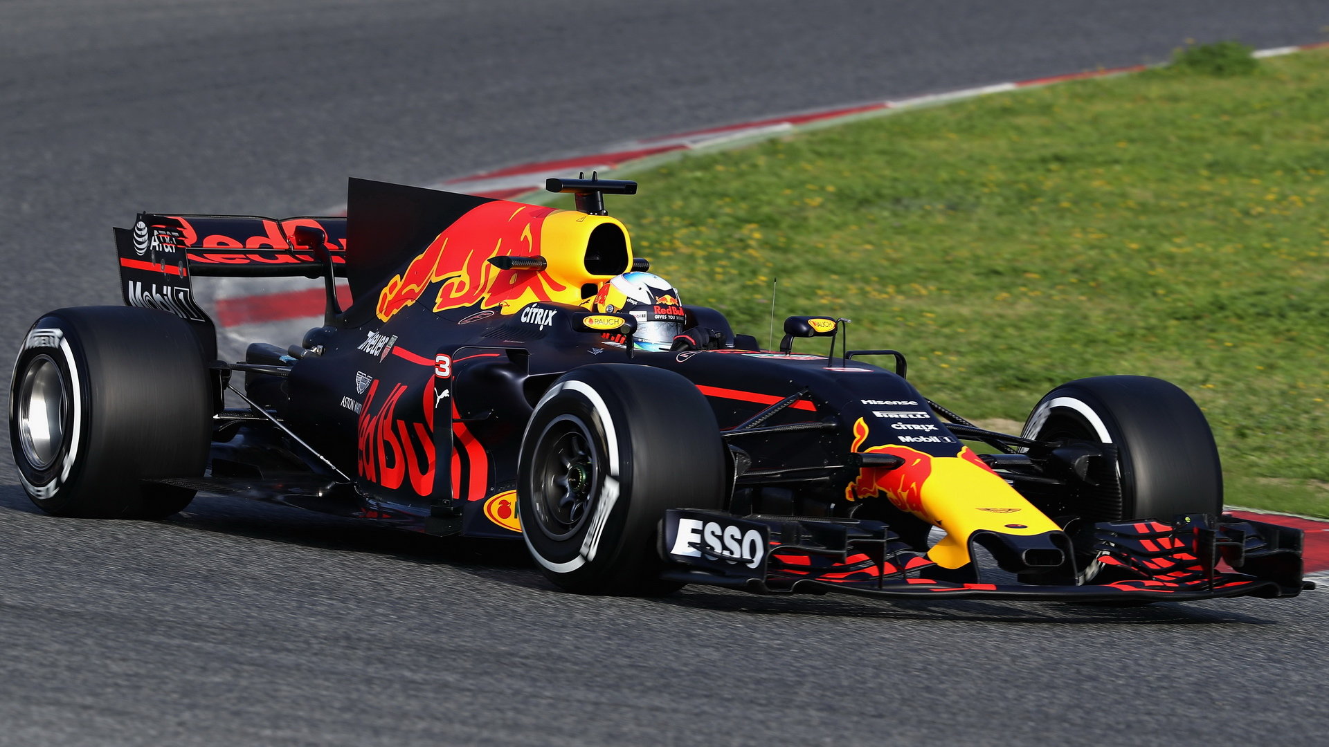 U Red Bullu určitě nebudou nadšeni, že nestačili na Williams a Haas
