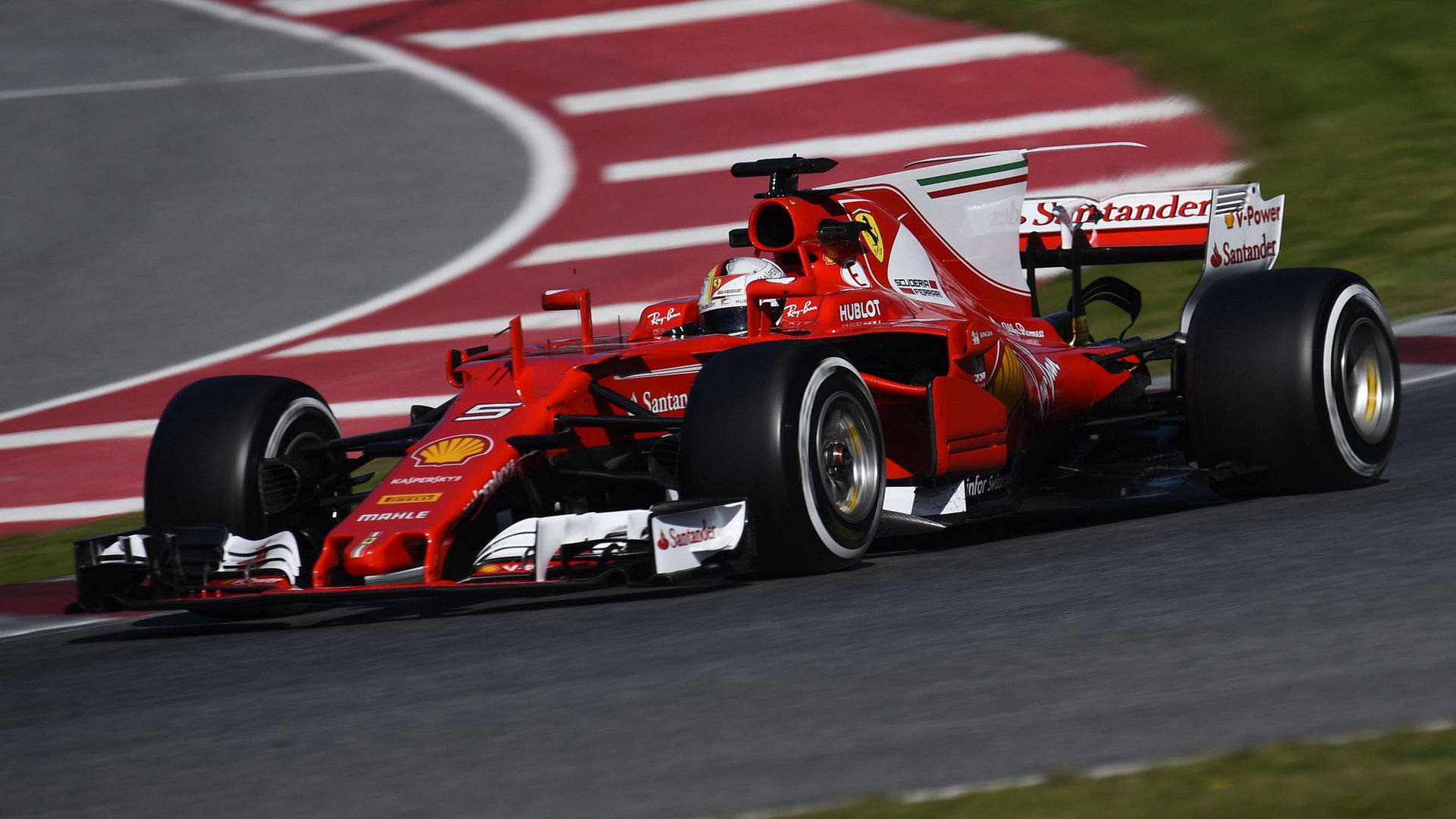 Sebastian Vettel při odpolední závodní simulaci