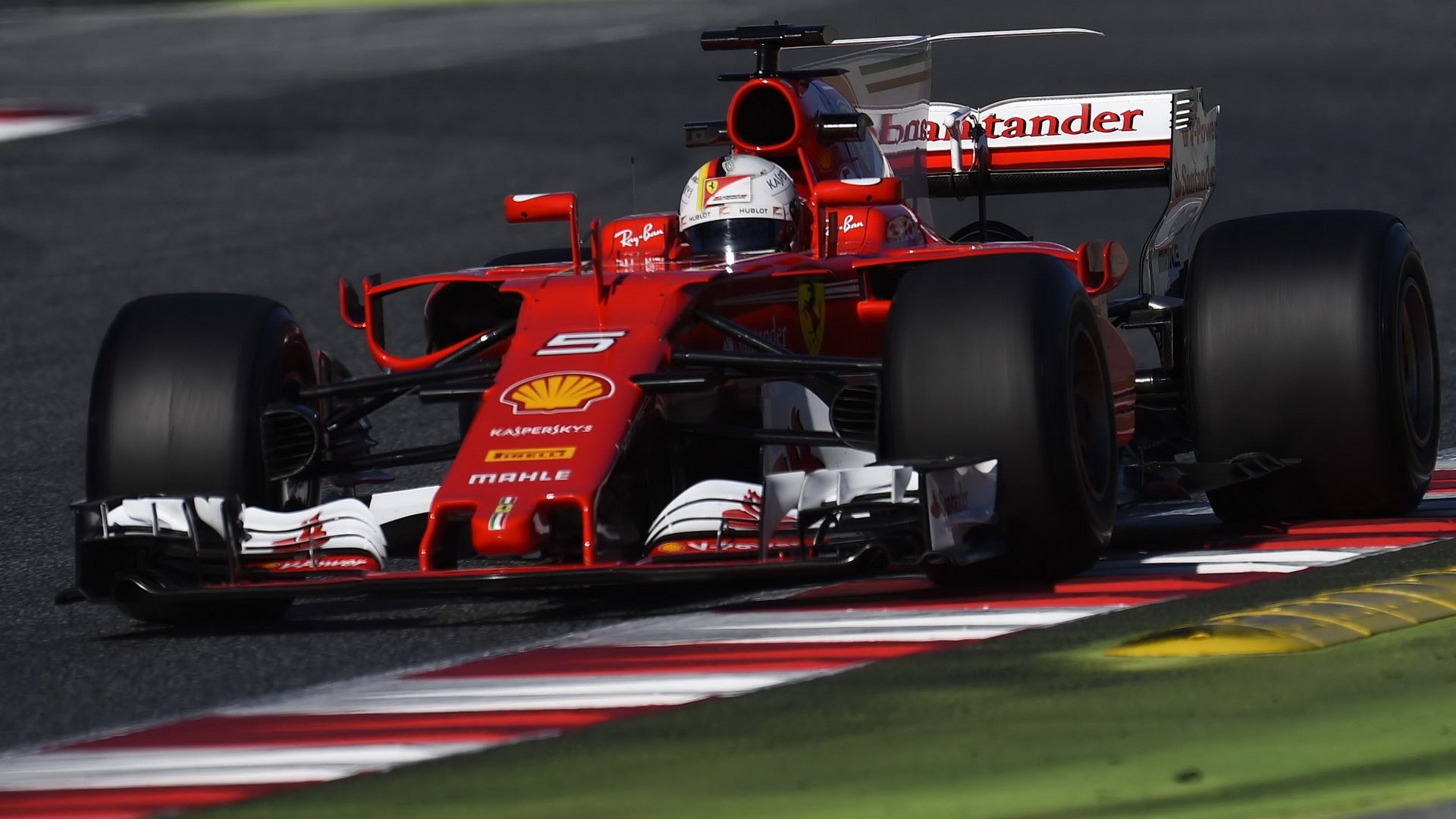Vettel se dokázal přiblížit nejlepšímu Bottasovu času