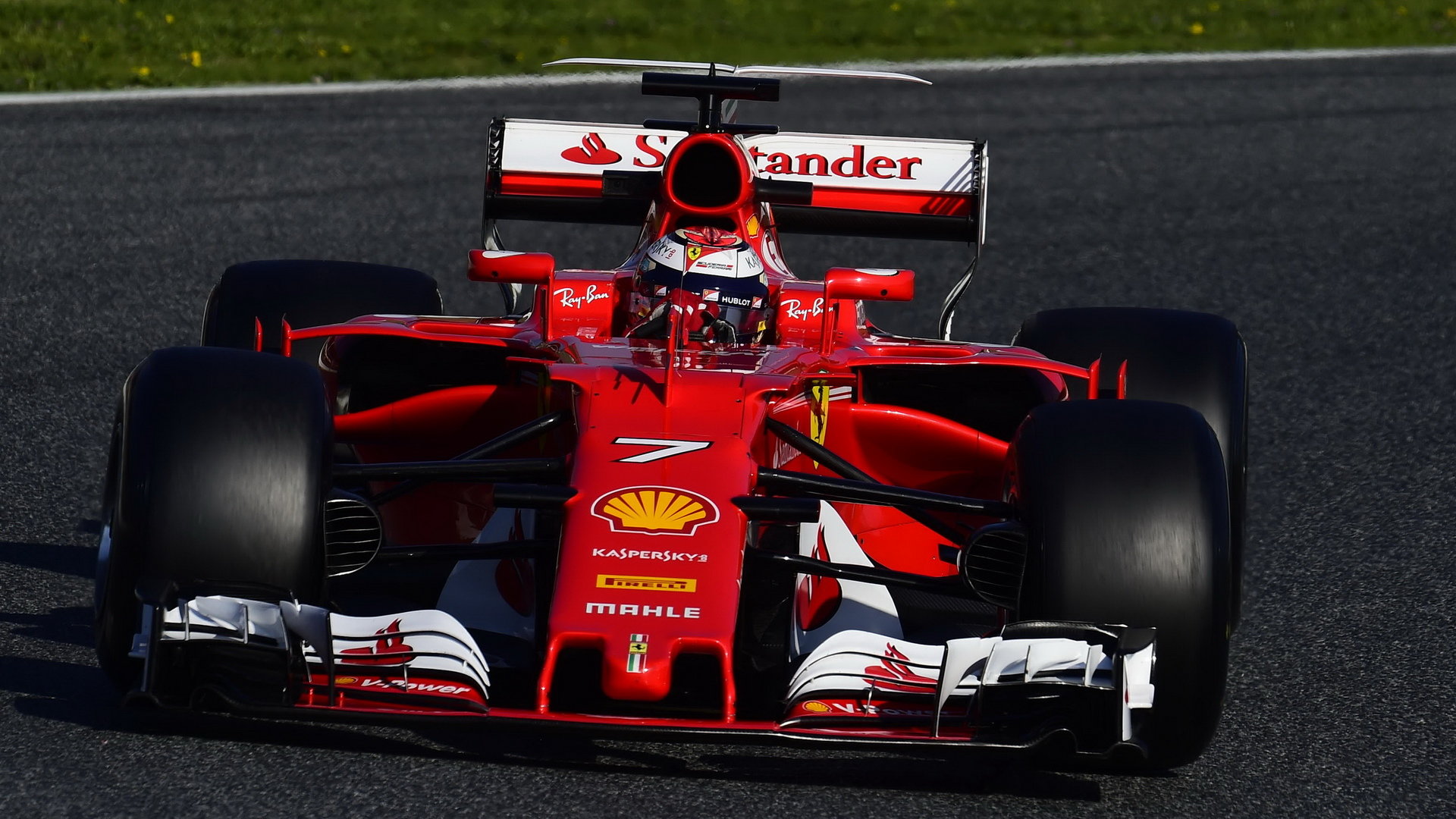 Ferrari své soupeře bezesporu zaskočilo, hlavně v druhé části testů