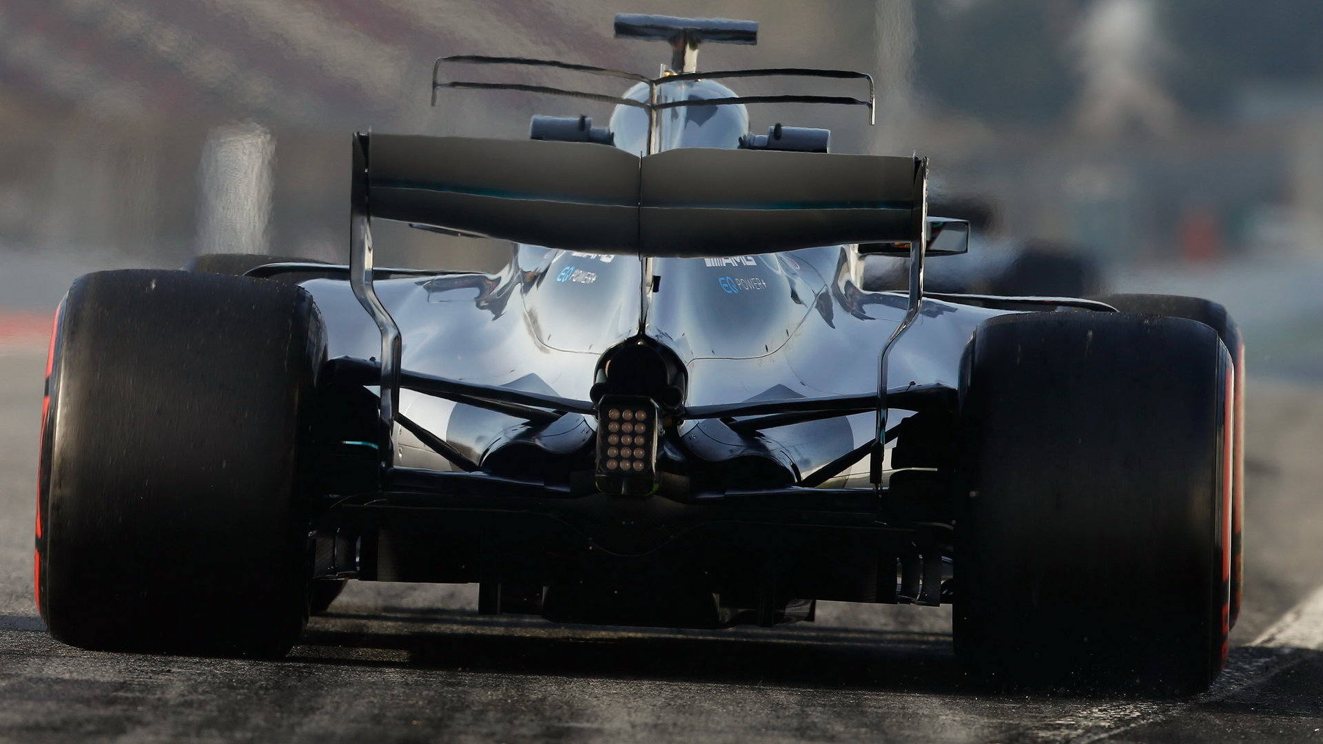 Závěrečné působení Lewise Hamiltona na Circuit de Catalunya
