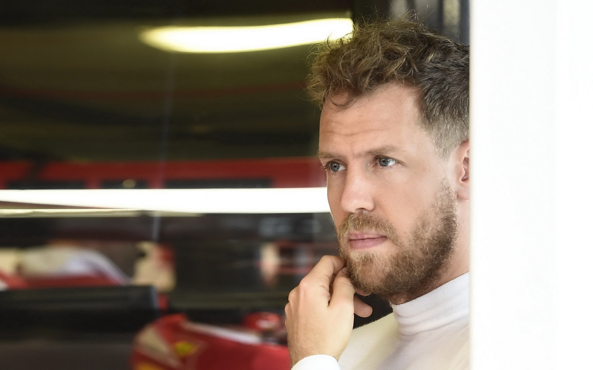 Sebastian Vettel při pátečním tréninku v Austrálii