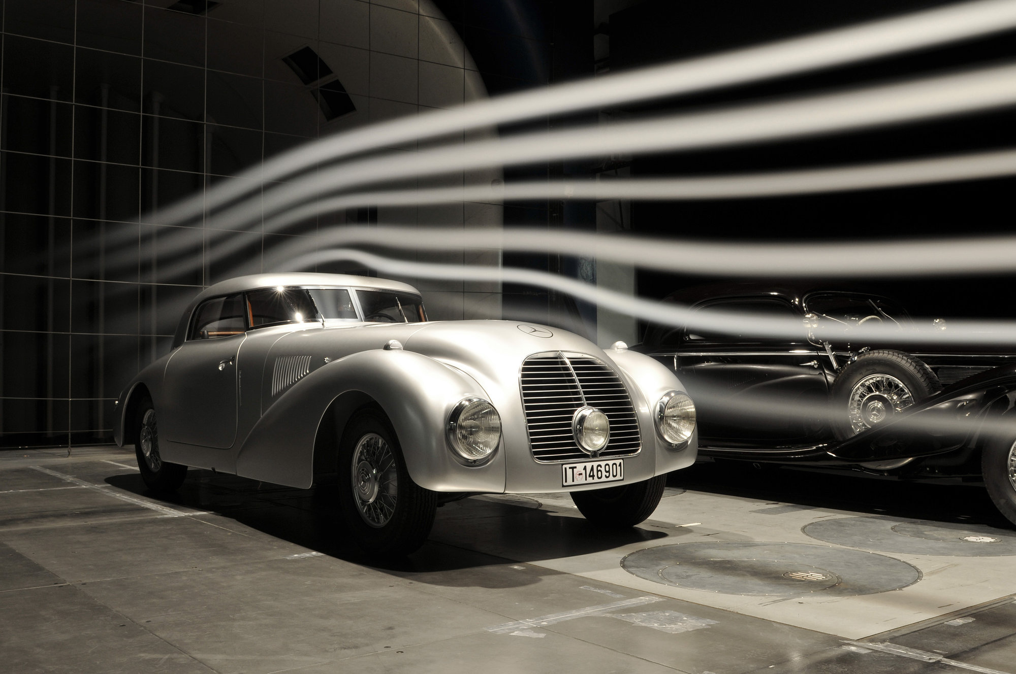 Mercedes Benz připravuje pro výstavu Techno-Classica Essen prezentaci svých úspěšných modelů