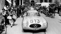 Mille Miglia patřil mezi nejslavnější automobilvé závody. Dnes se jedná o neméněslavný závod veteránů.
