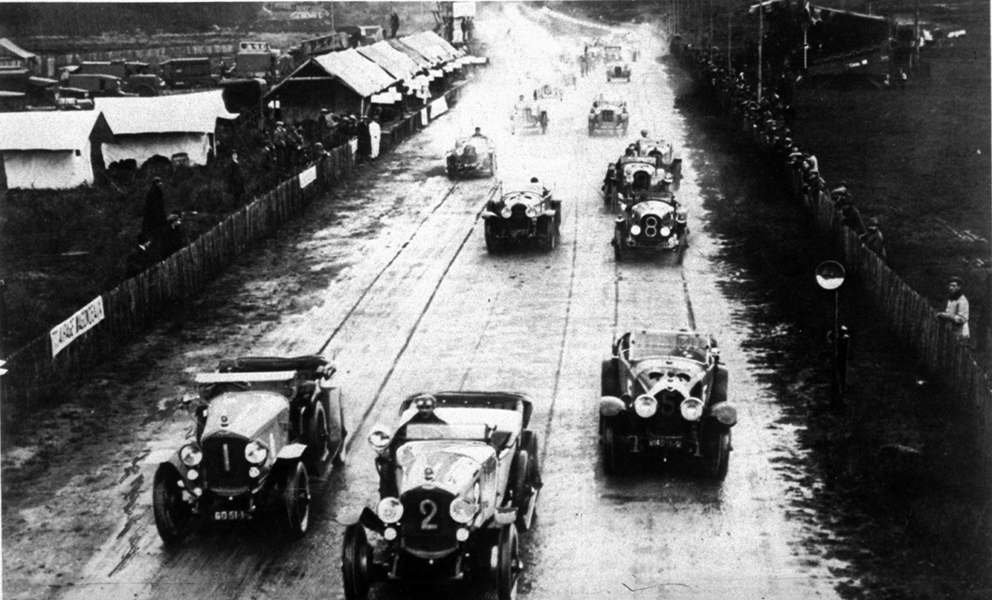Start prvního ročníku závodu v Le Mans (1923)