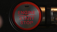 Startovací tlačítko Fordu Mustang