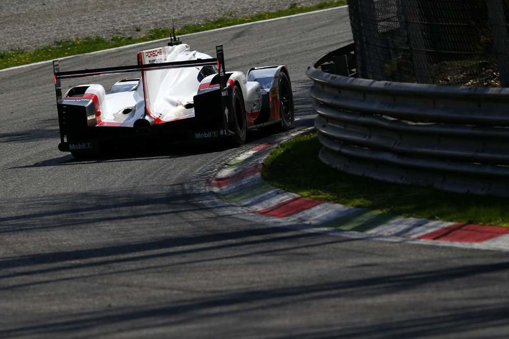 Prototyp Porsche 919 Hybrid při prologu v Monze