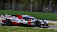 Prototyp Toyota TS050 Hybrid při prologu WEC 2017 v Monze