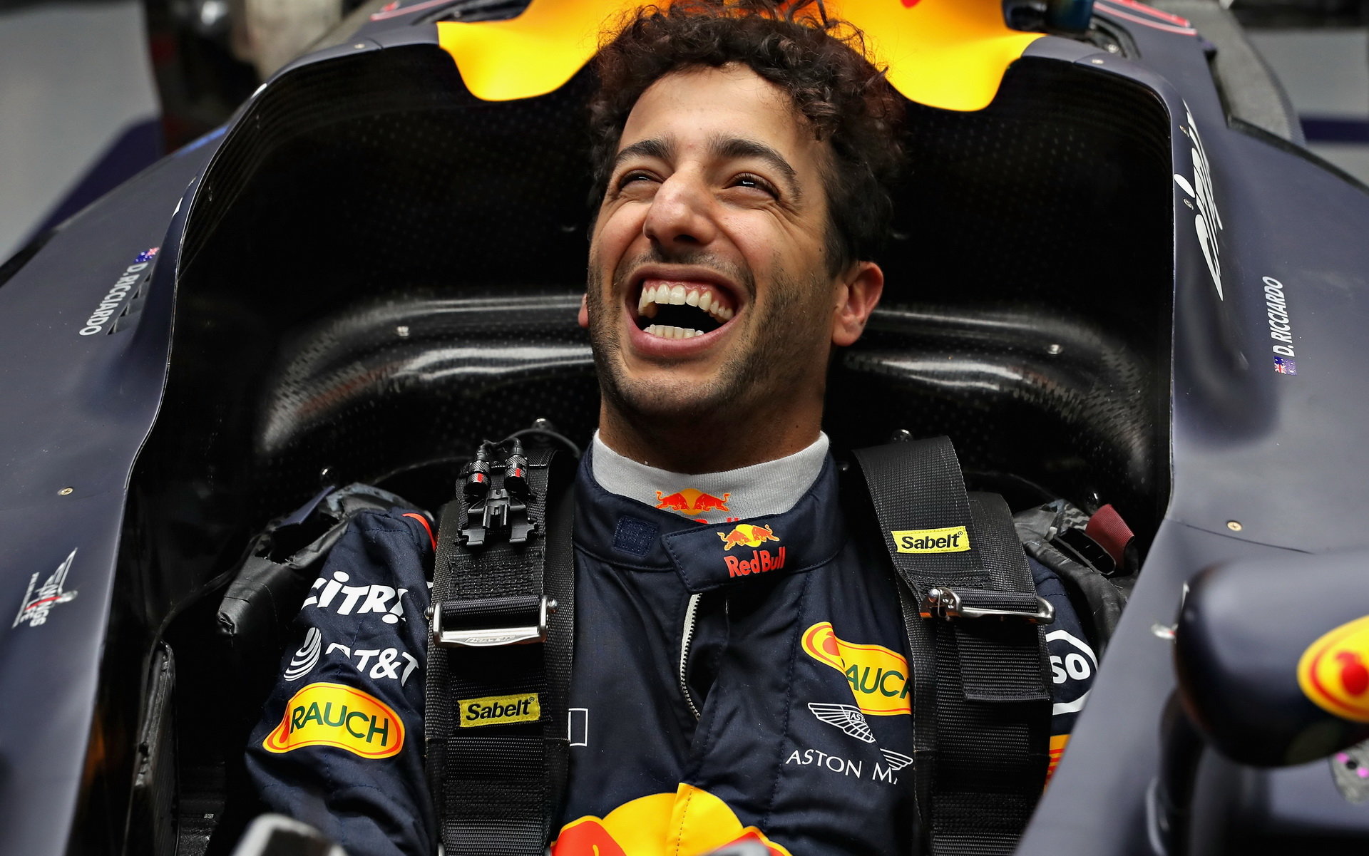 Daniel Ricciardo Alonsovo rozhodnutí vítá, sám by jednal na jeho místě obdobně