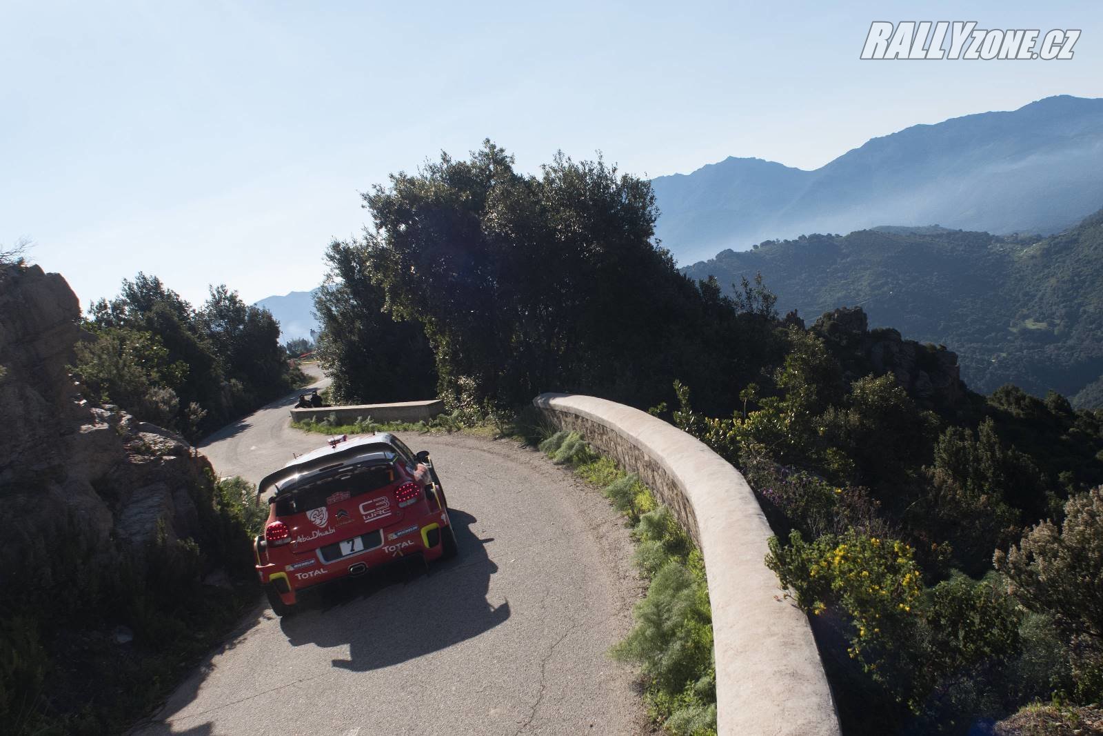 Citroën C3 WRC sice dokázal vyhrát minulou soutěž, ale zatím jej často potkávají různé technické problémy