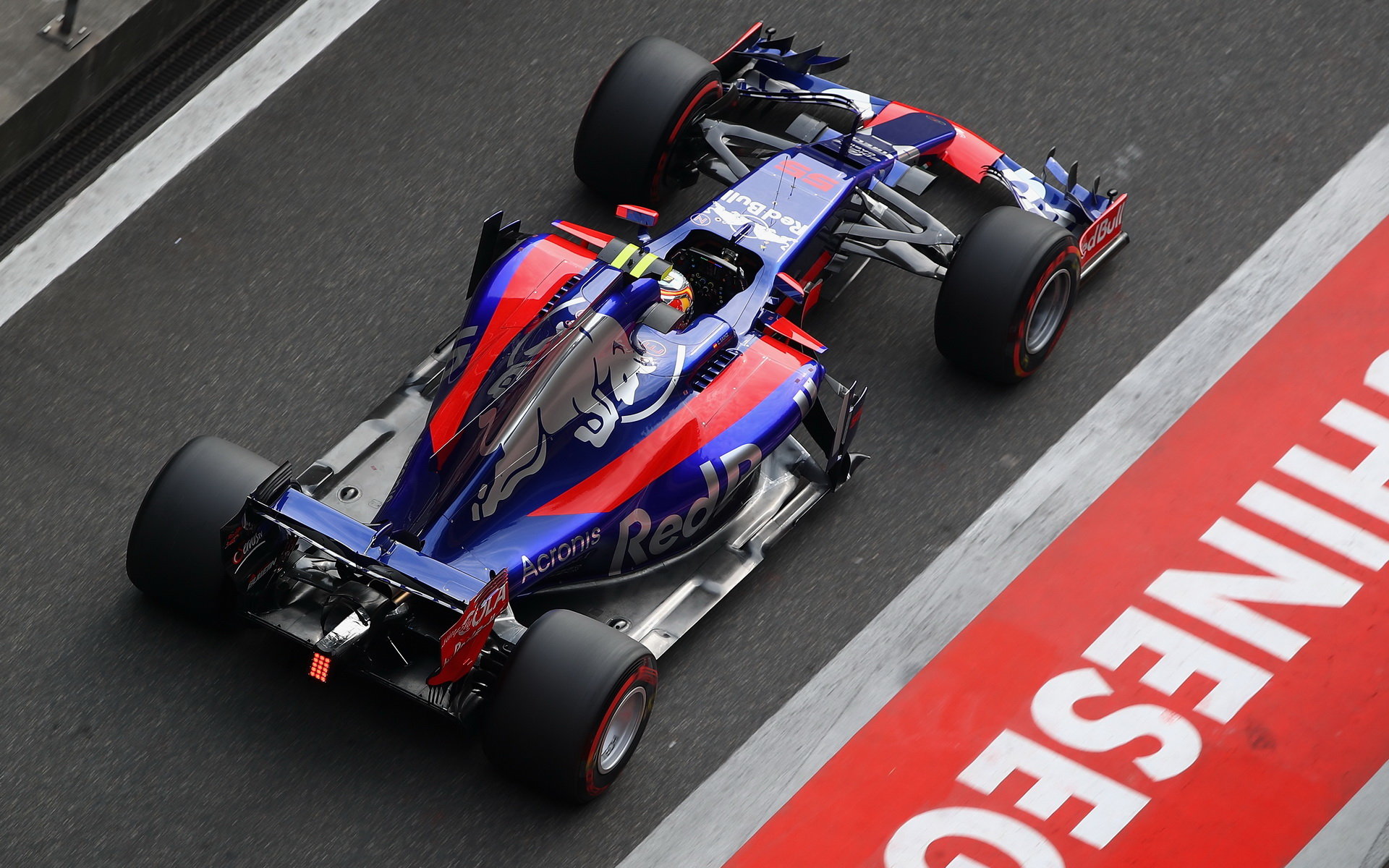 Carlos Sainz podal sympatický výkon ohodnocený šesti body