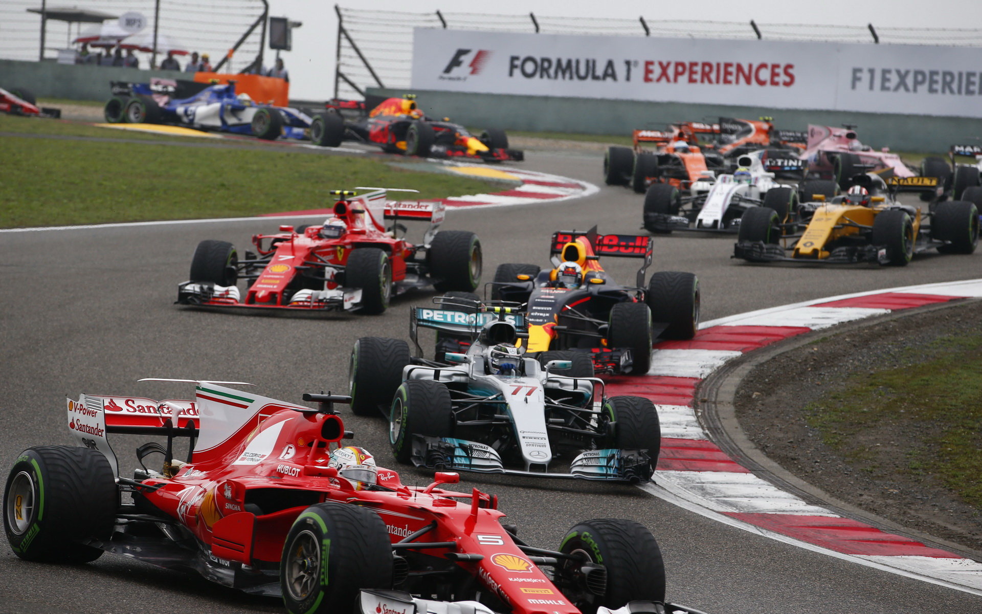 Pro nové zájemce by i po velkých změnách v oblasti motorů bylo těžké se v F1 prosadit se proti velkým zavedeným týmům