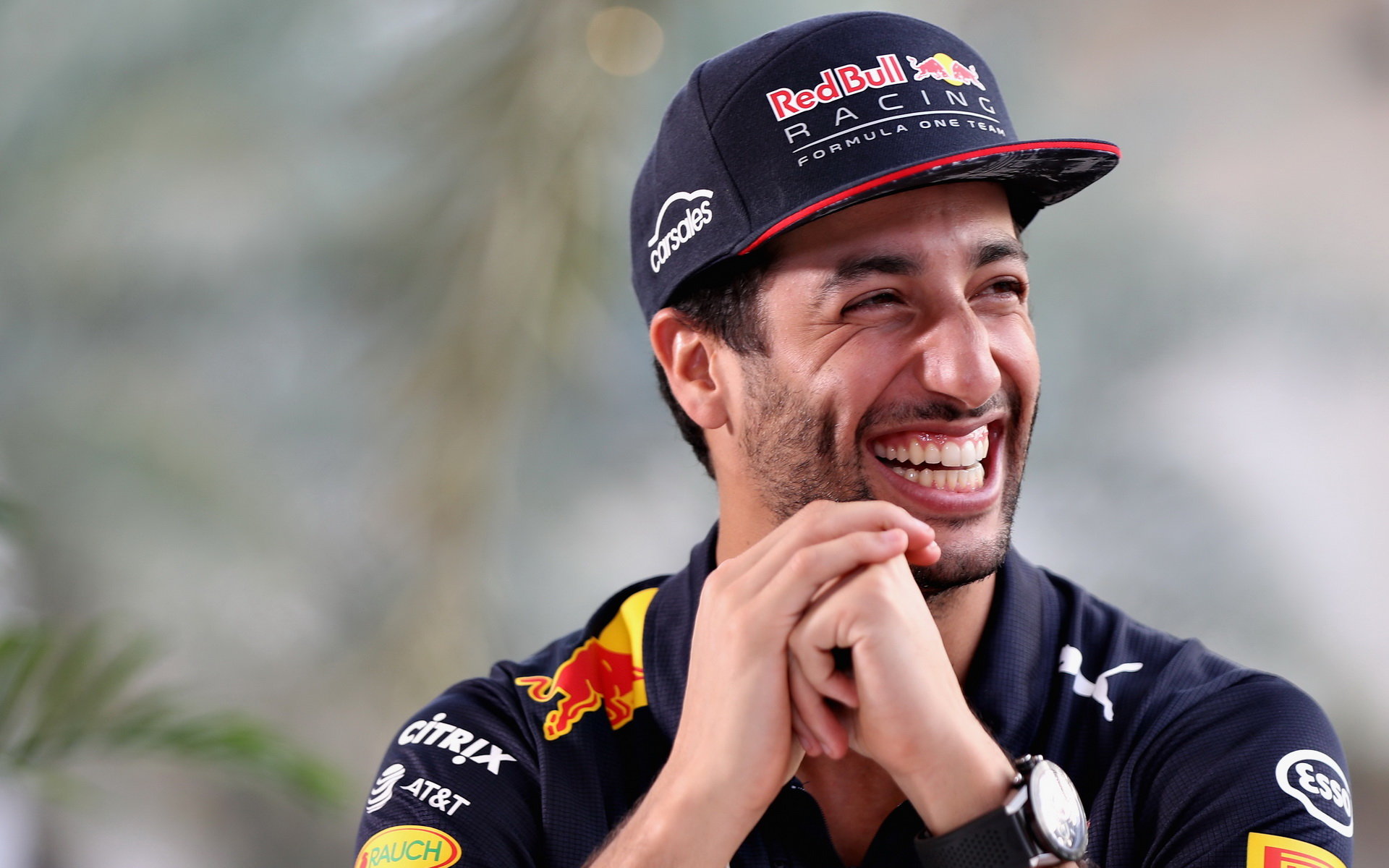 Až na nasadíme novinky, tak budeme Mercedesu a Ferrari mnohem blíže, věří Ricciardo