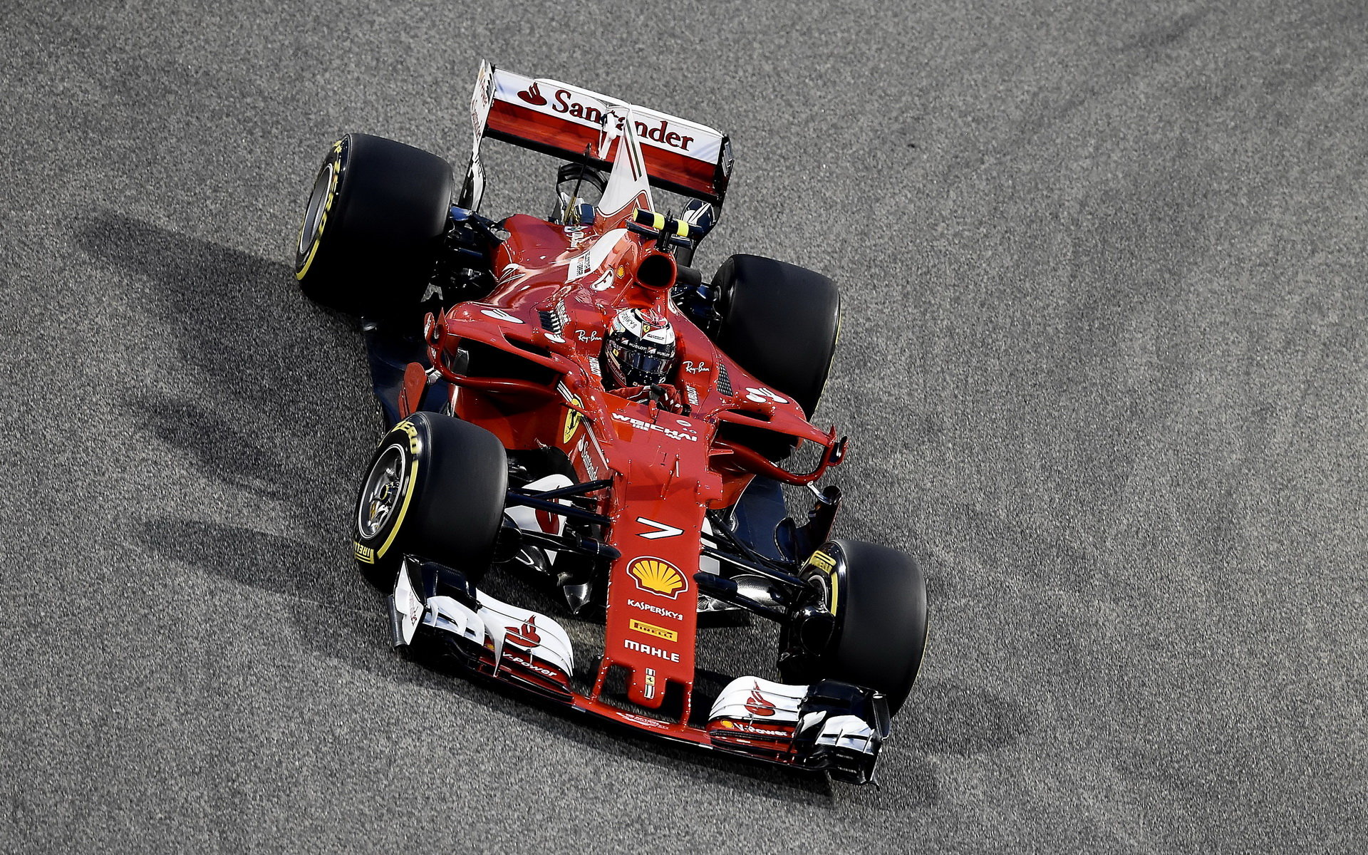 Kimi Räikkönen při tréninku v Bahrajnu