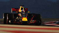 Daniel Ricciardo v kvalifikaci v Bahrajnu