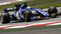Marcus Ericsson při sezónních testech v Bahrajnu