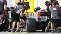 Romain Grosjean při sezónních testech v Bahrajnu