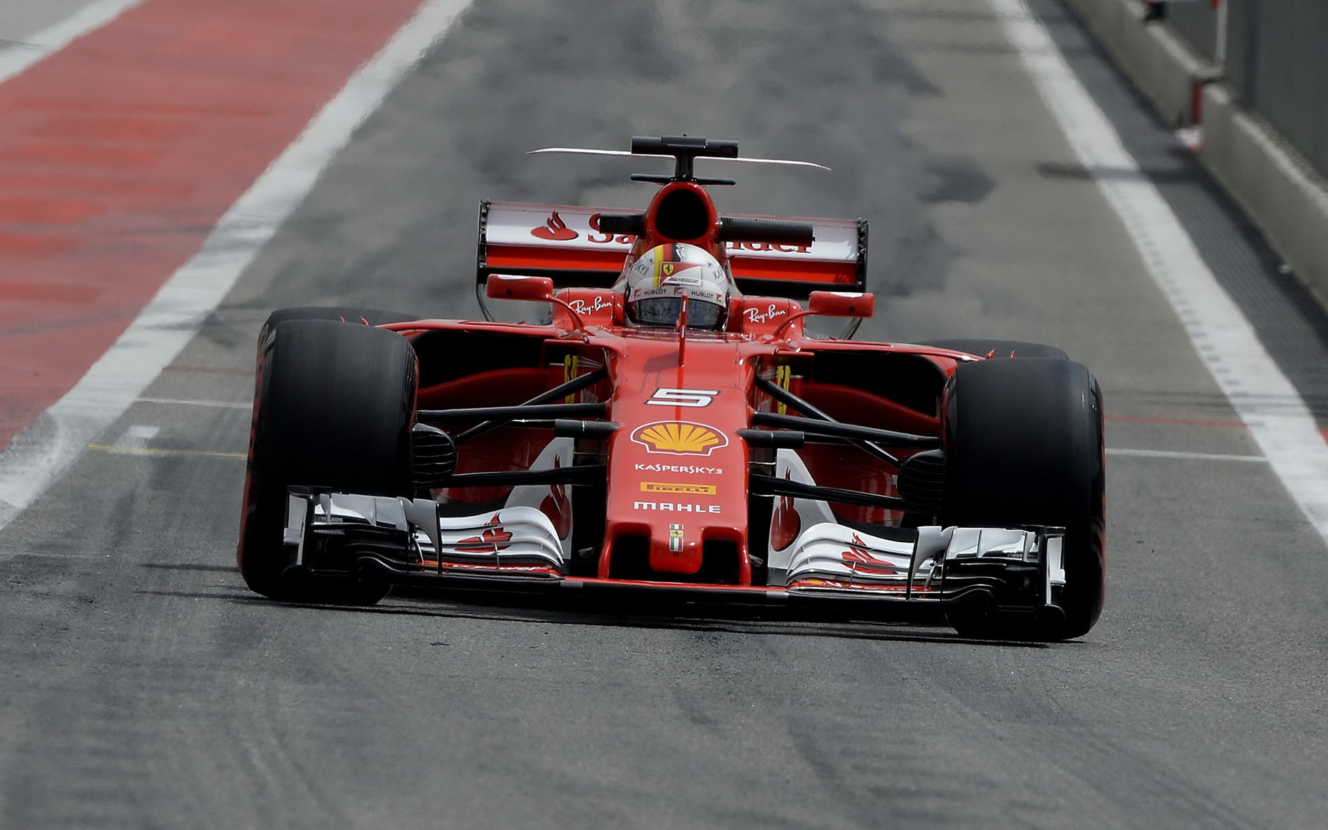 Sebastian Vettel během testů v Bahrajnu
