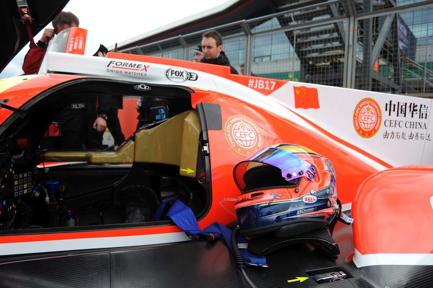 Prototyp Oreca 07 týmu CEFC Manor TRS Racing posádky Jean Eric Vergne, Tor Graves, Jonathan Hirschi