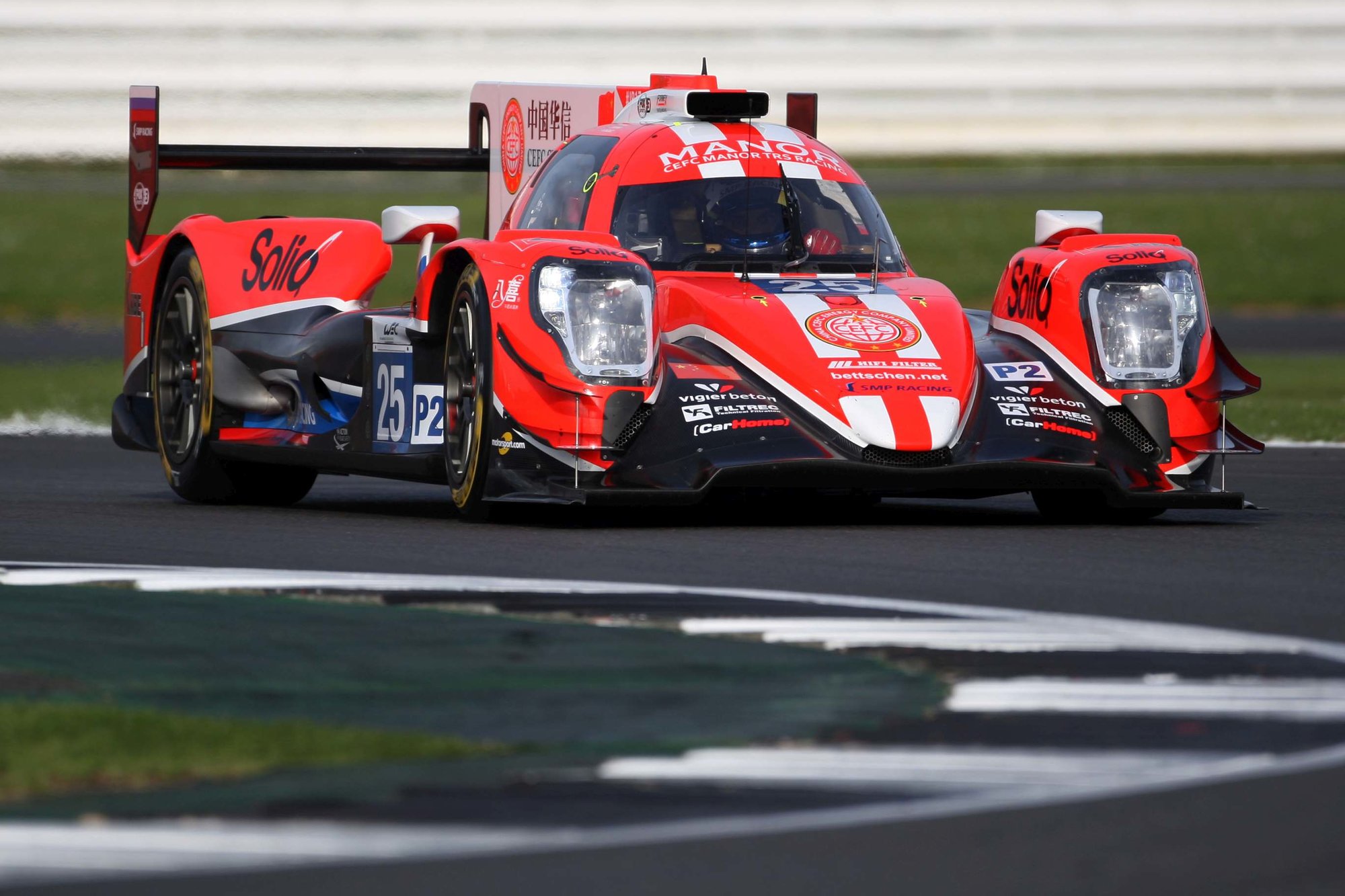 Prototyp Oreca 07 týmu CEFC Manor TRS Racing posádky Roberto Gonzales, Simon Trummer, Vitalij Petrov