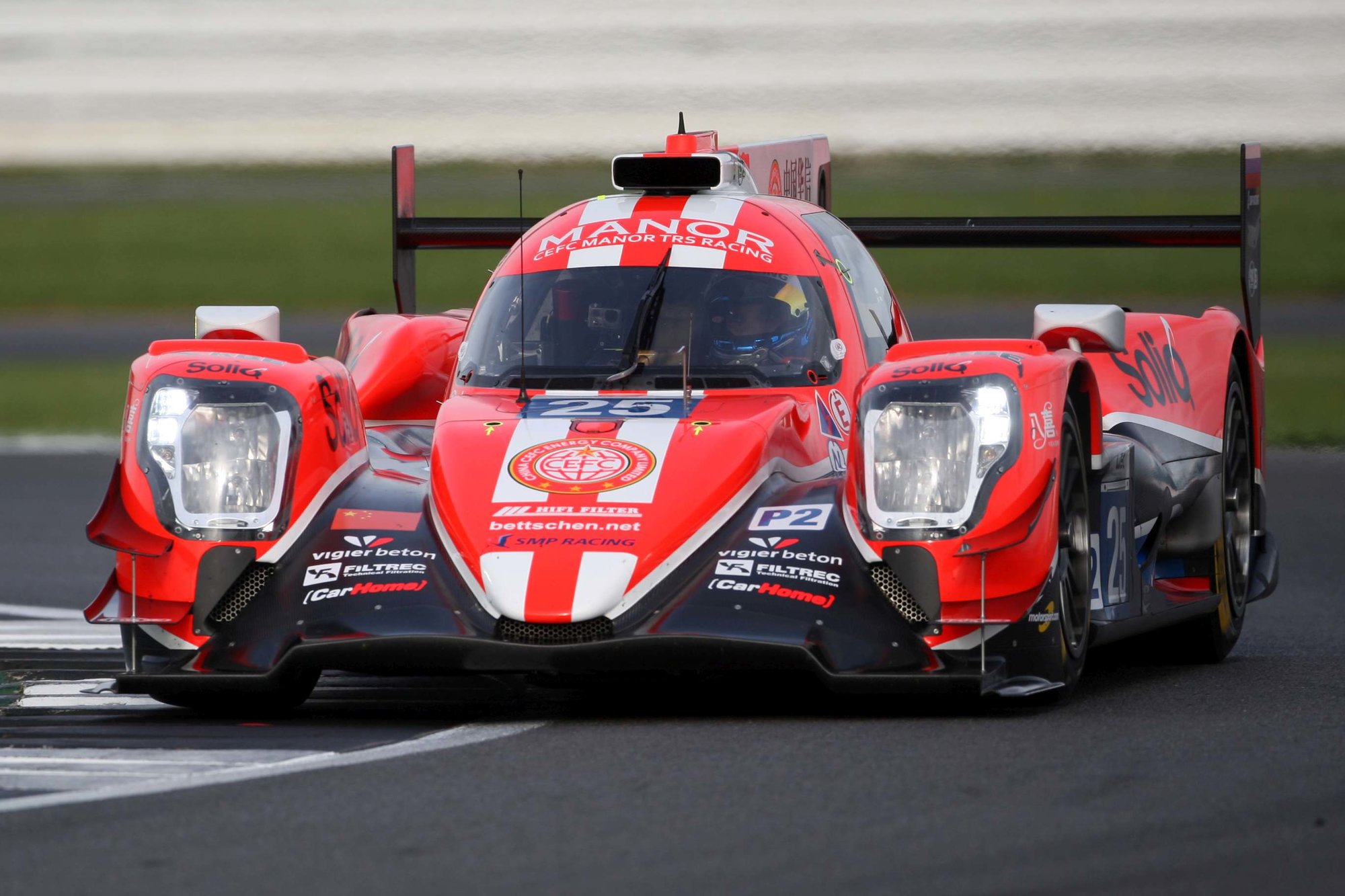 Prototyp Oreca 07 týmu CEFC Manor TRS Racing posádky Roberto Gonzales, Simon Trummer, Vitalij Petrov