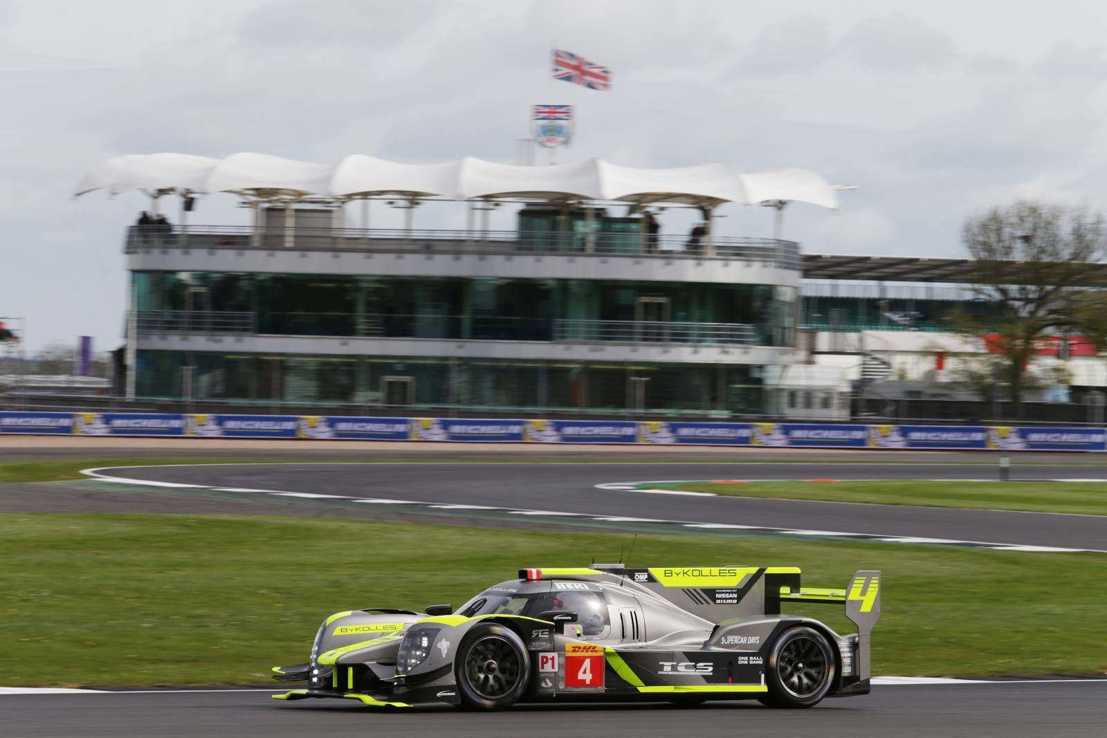 Prototyp LMP soukromého týmu ByKolles racing posádky Olever Webb, James Rossiter, Dominik Kraihamer