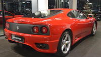 Tento vůz Ferrari 360 Modena je momentálně na prodej za částku 1.950.000 Kč