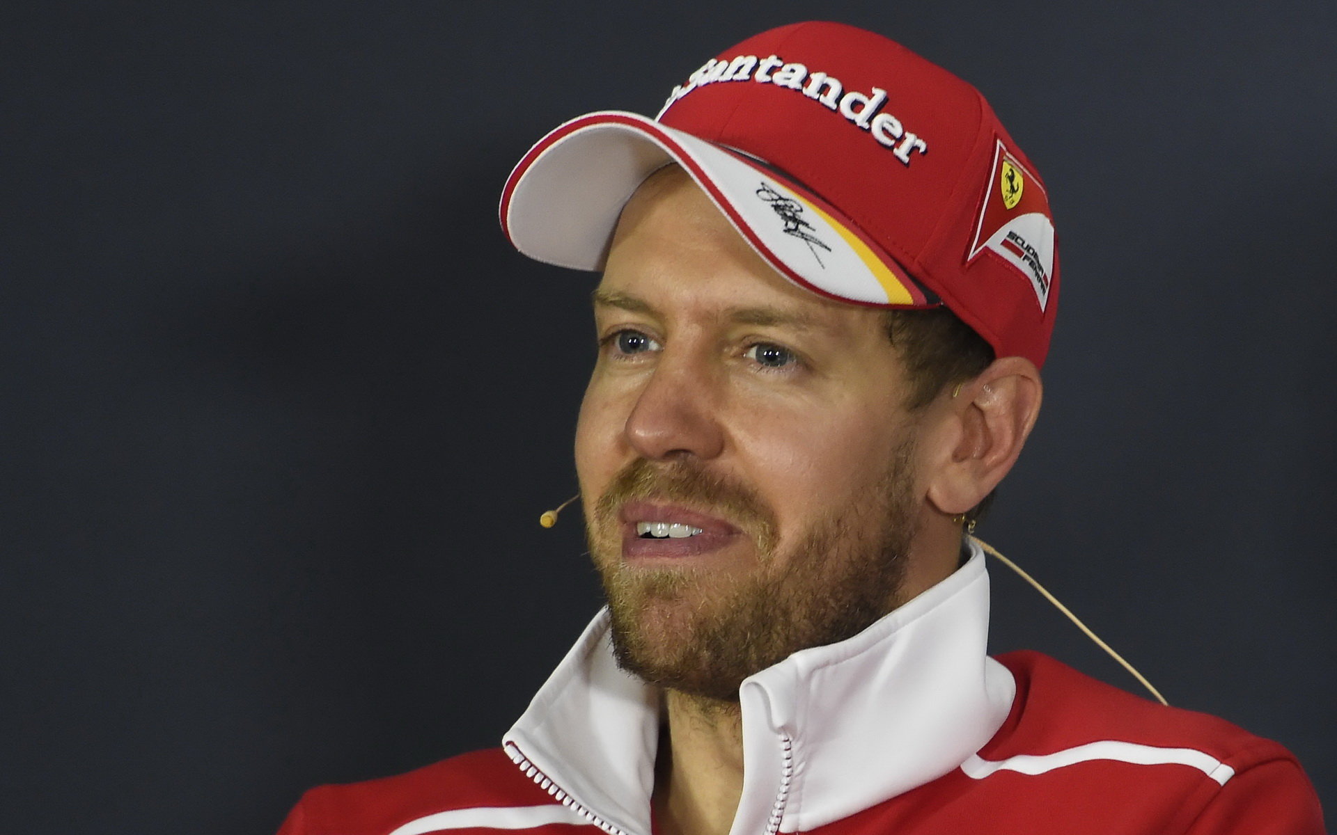Sebastian Vettel na tiskovce po závodě v Soči