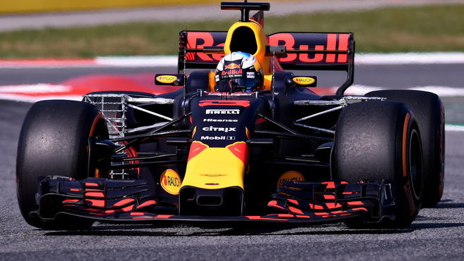 V Barceloně Red Bull ještě T-wing neměl, čekal s ním na Monako