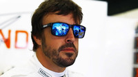 Fernando Alonso při tréninku v Barceloně