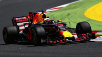 Daniel Ricciardo v závodě v Barceloně