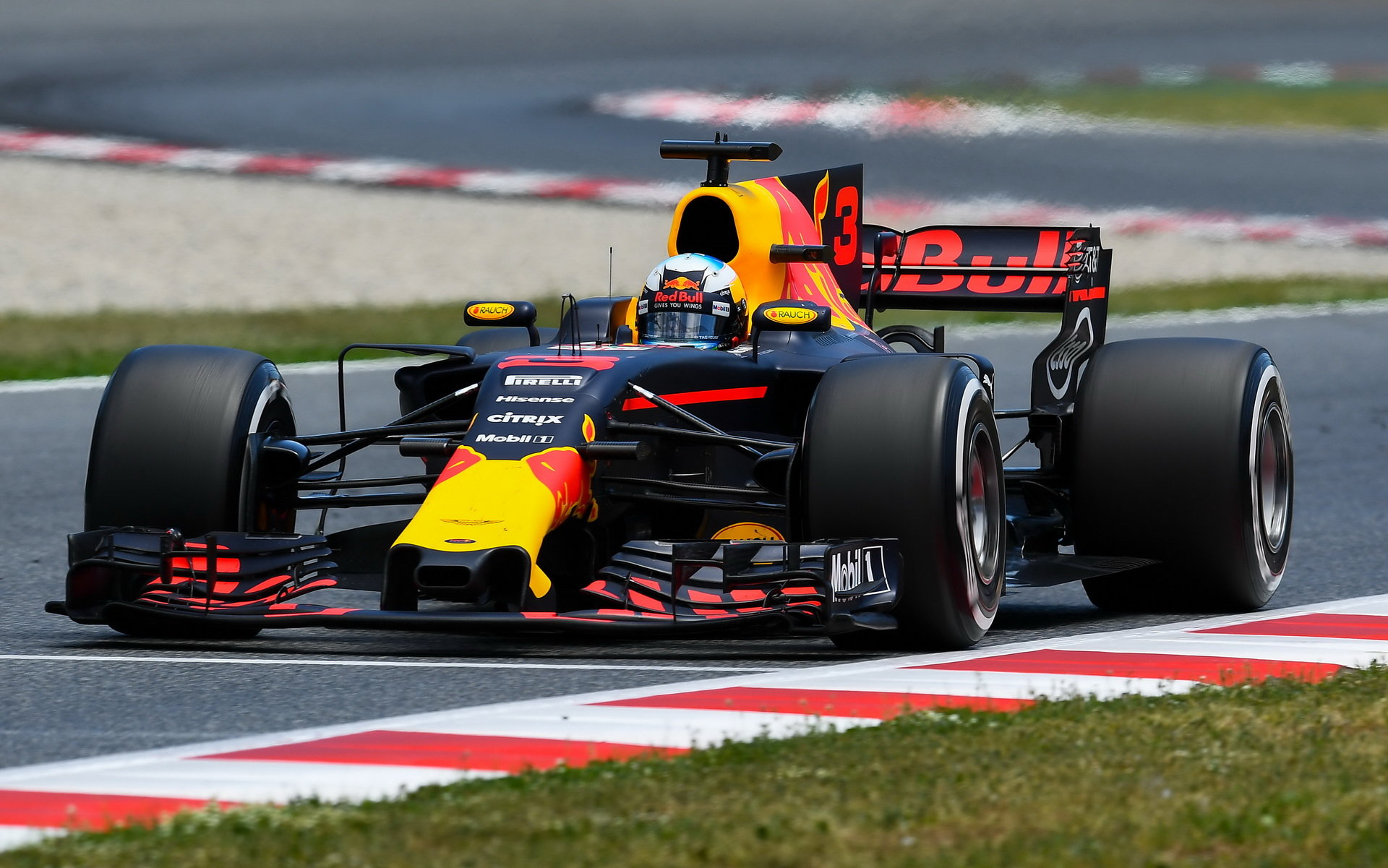 Daniel Ricciardo ve Velké ceně Španělska ztratil na vítěze 75 sekund