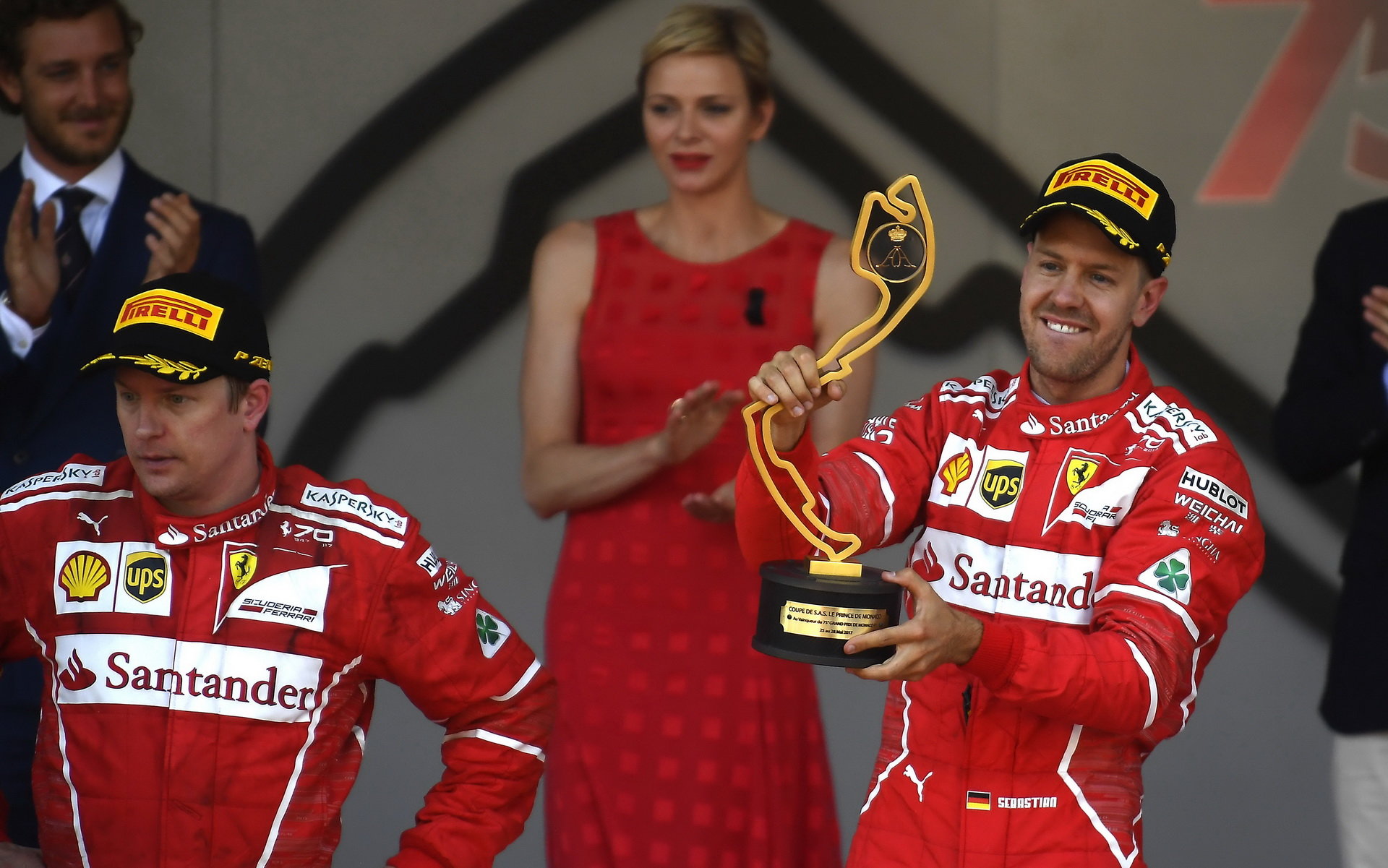 Sebastian Vettel a Kimi Räikkönen po závodě v Monaku