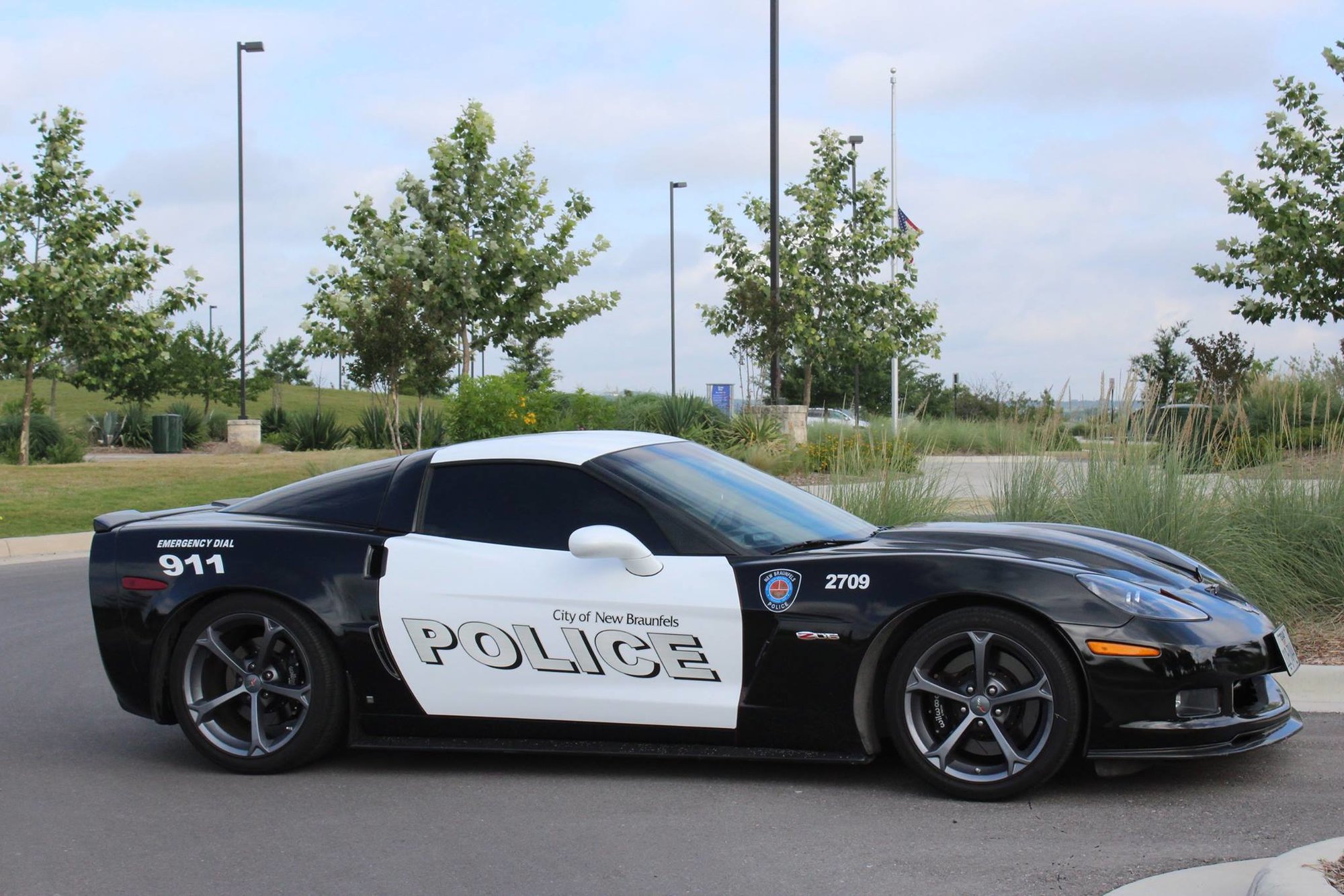 Policejní Chevrolet Corvette si brzy získal přezdívku Coptimus Prime (Ilustrační foto)