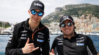 Esteban Ocon a Sergio Pérez v Monaku