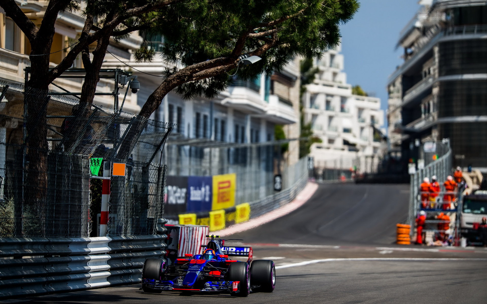 Carlos Sainz zajel v Monaku další nenápadný, ale velmi dobrý závod