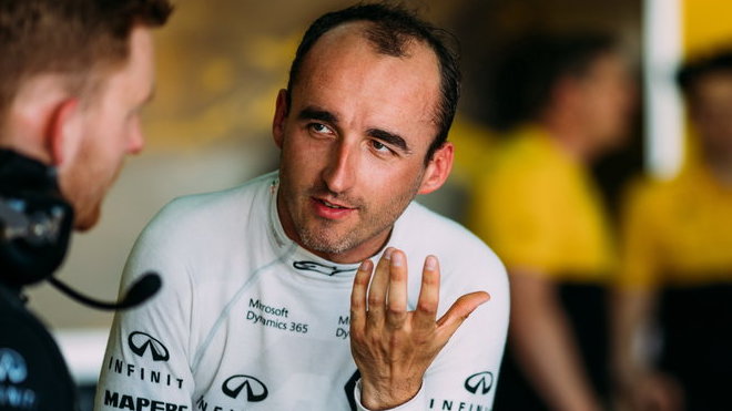 Robert Kubica během testu s Renaultem ve Valencii
