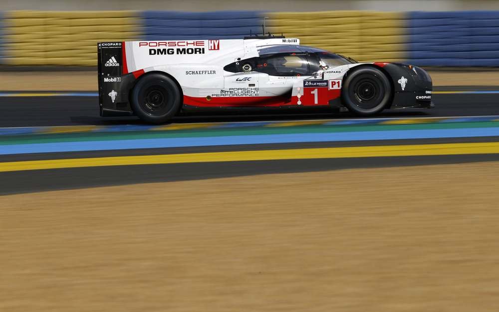 Prototyp Porsche 919 Hybrid posádky Neel Jani, André Lotterer, Nick Tandy