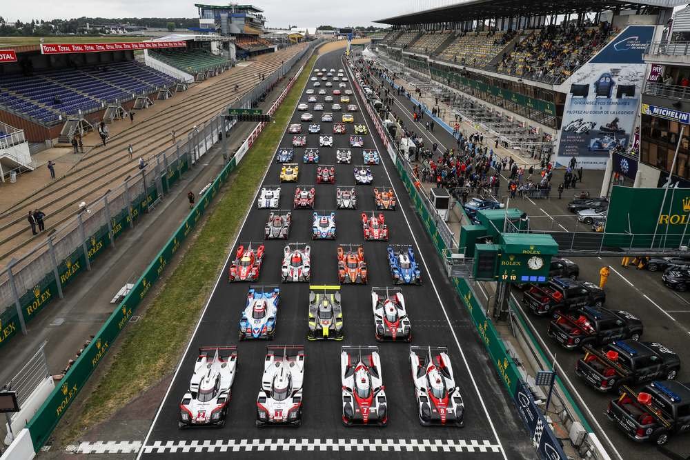Startovní pole závodu 24 hodin Le Mans 2017 čítá celkem 60 závodních vozů rozdělených do 4 kategorií
