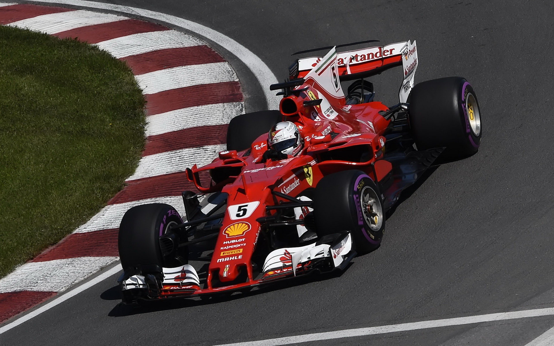 Sebastian Vettel v kvalifikaci v Kanadě