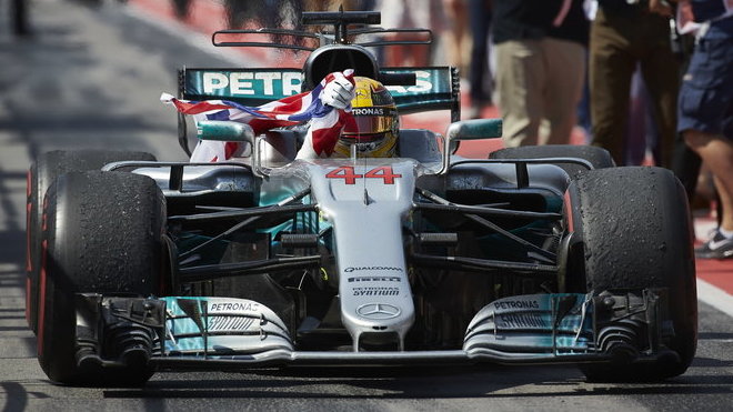 Lewis Hamilton uvedl fanoušky na Silverstone do extáze (ilustrační foto)
