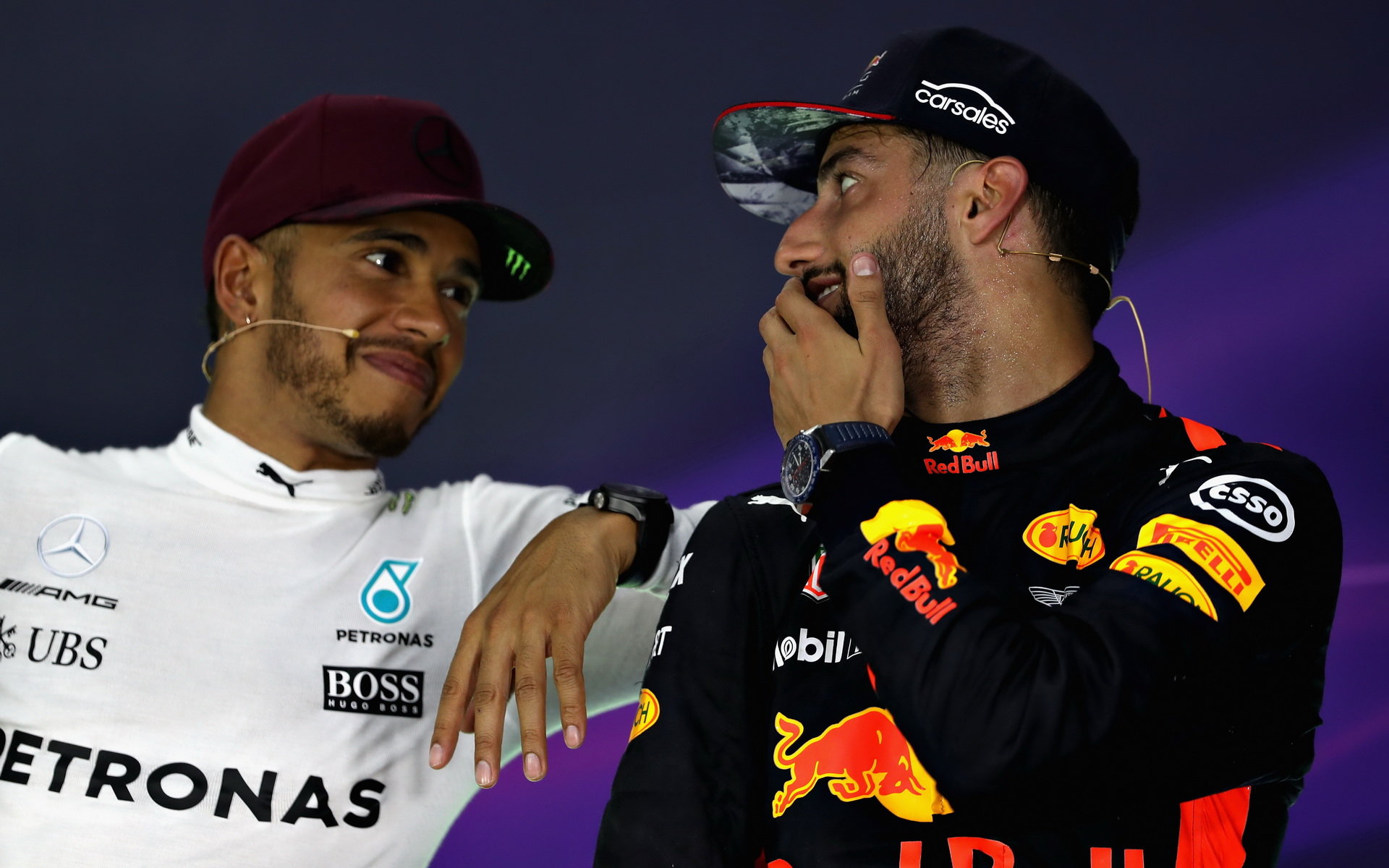 Lewis Hamilton a Daniel Ricciardo na tiskovce po závodě v Kanadě