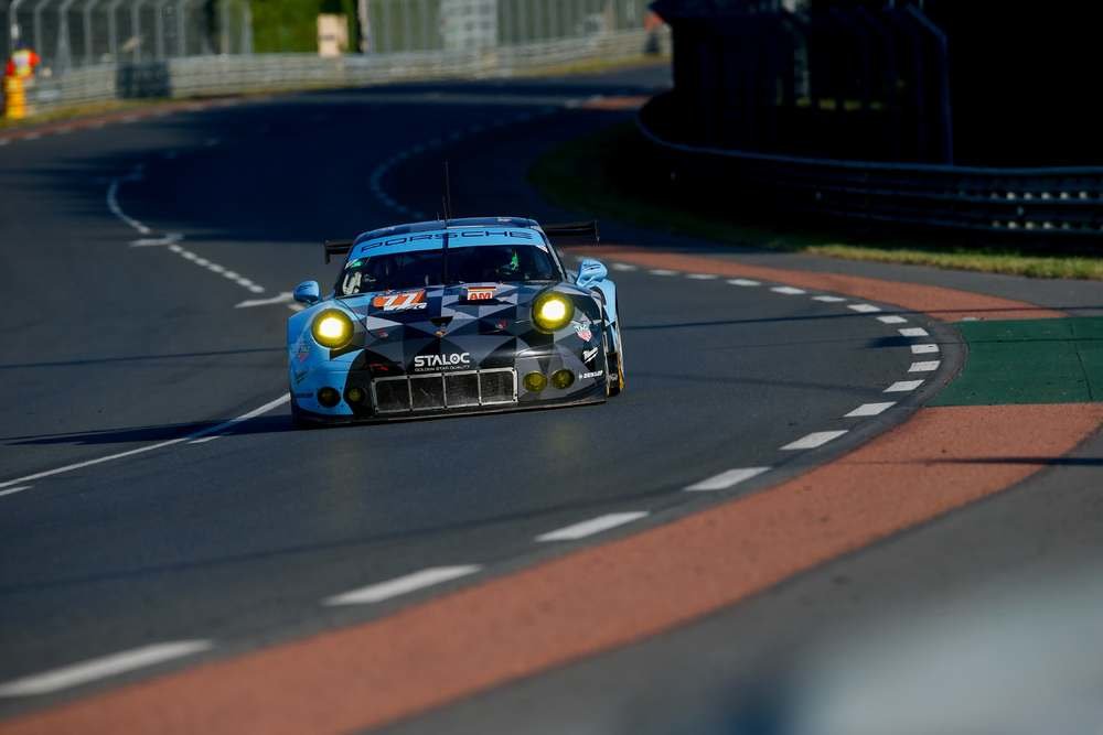 Porsche 911RSR týmu Dempsey-Proton Racing s posádkou Christian ried, Marvin Diest, Matteo Cairoli