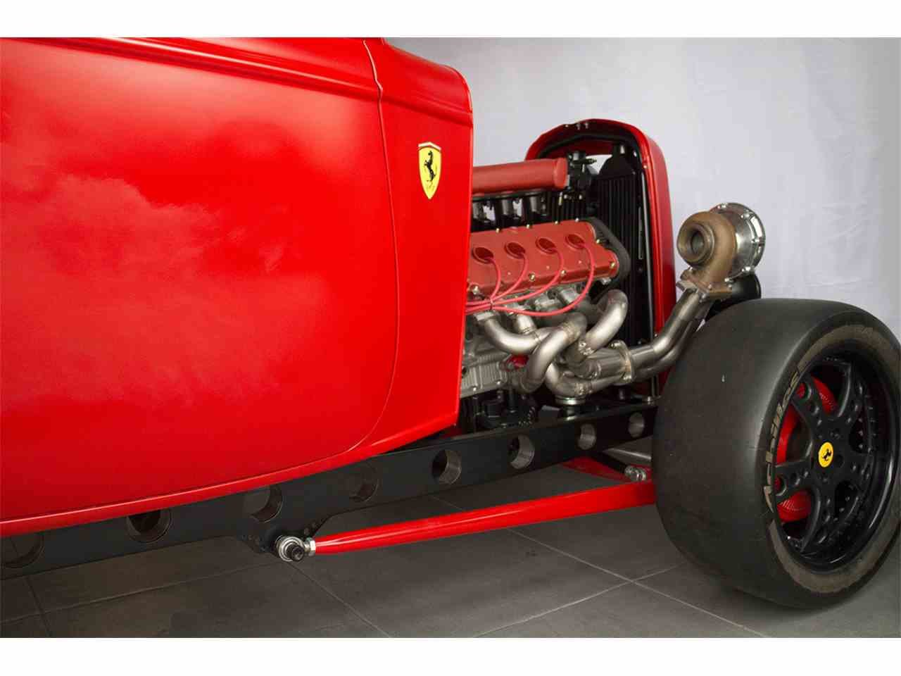 Ford 1932 s motorem z Ferrari Maranello
