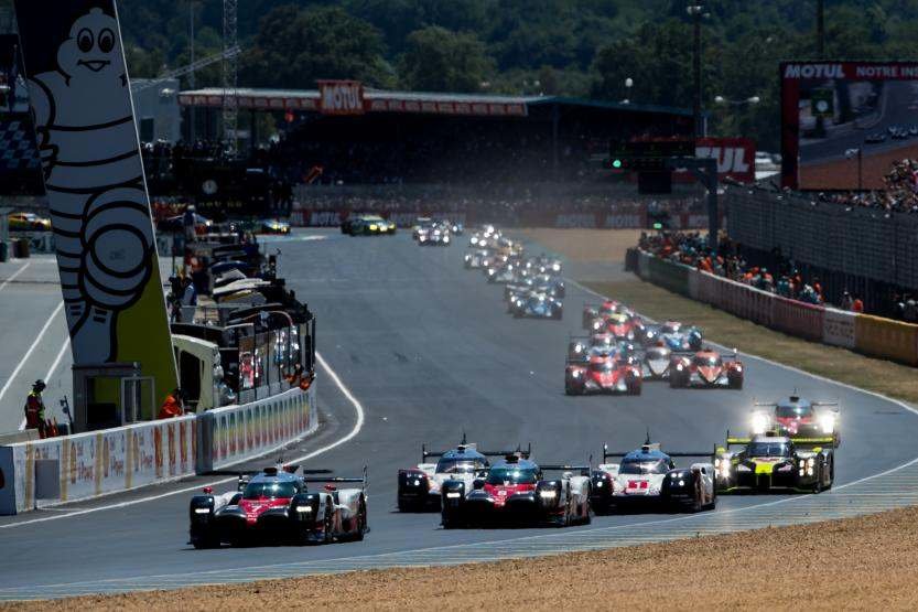 Závod 24 hodin Le Mans 2017 byl právě odstartován