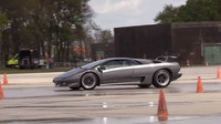 Lamborghini Diablo není stroj určený k Driftování