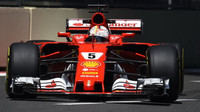 Sebastian Vettel se svým Ferrari v Baku