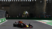 Max Verstappen při tréninku v Baku