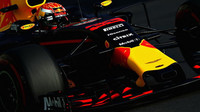 Max Verstappen při tréninku v Baku