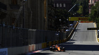 Fernando Alonso v kvalifikaci v Baku
